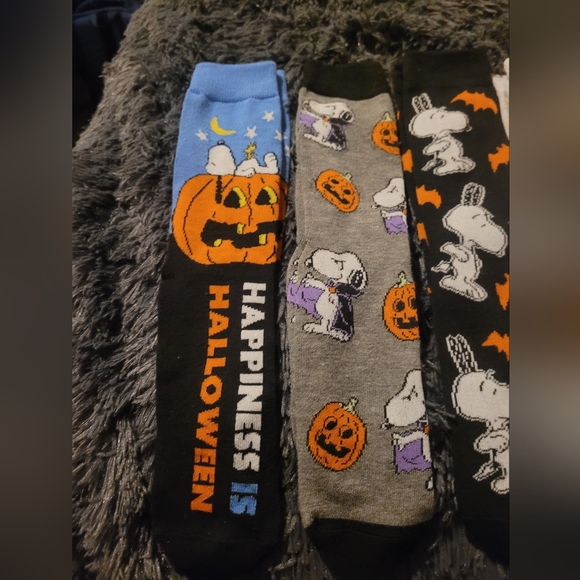 Halloween Themed Peanut Socks Set - Picture 2 of 5